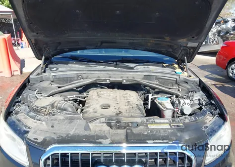 2013 Audi Q5 2.0T Premium from USA, damaged, VIN WA1LFAFP1DA006602